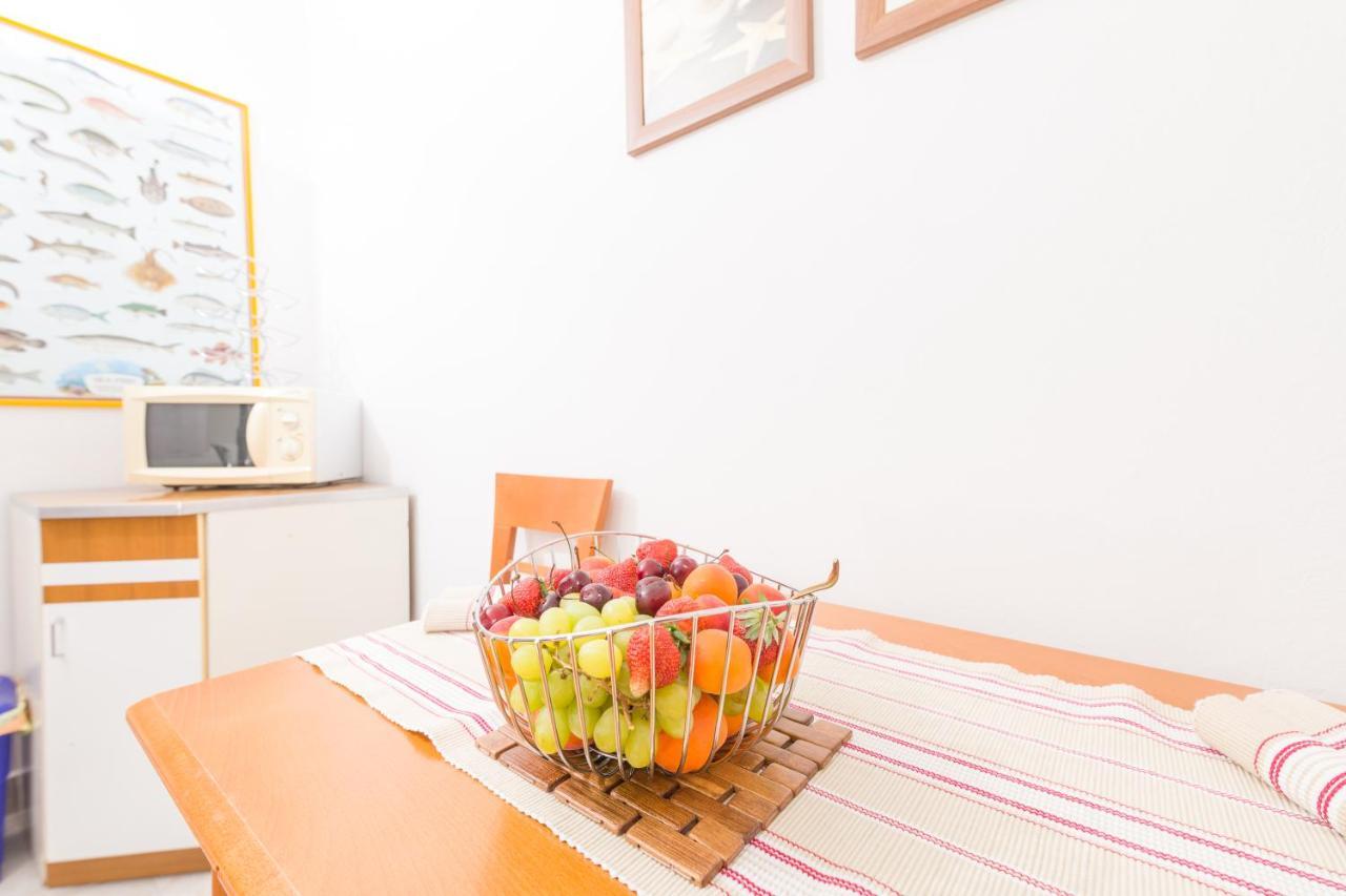 Apartments Dobronic เยลซา ภายนอก รูปภาพ