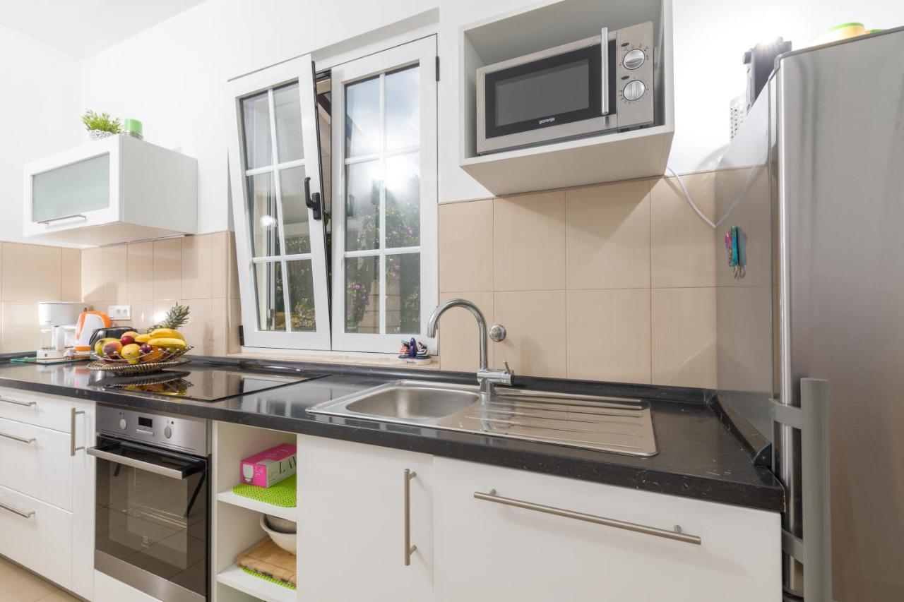 Apartments Dobronic เยลซา ภายนอก รูปภาพ
