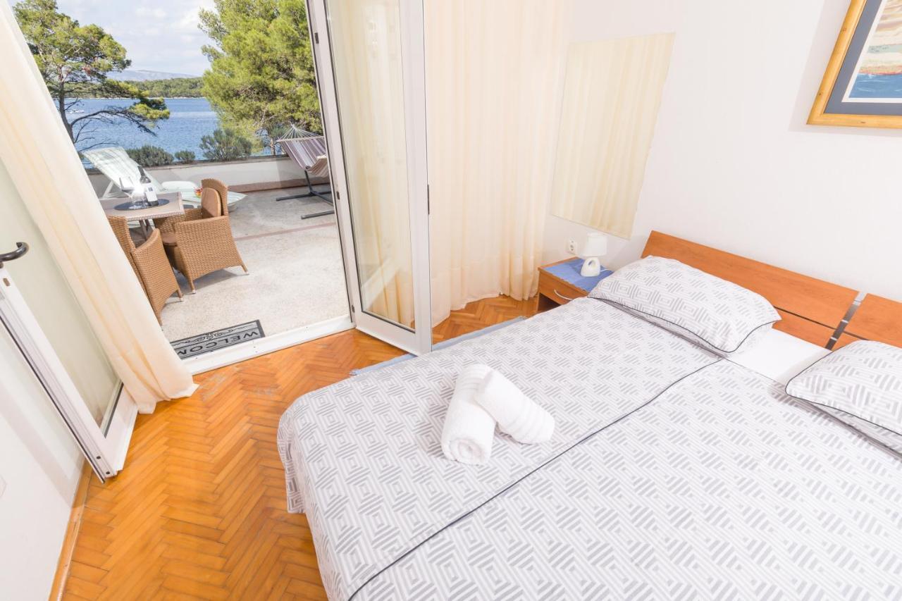 Apartments Dobronic เยลซา ภายนอก รูปภาพ