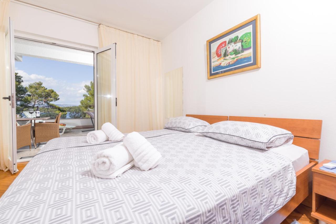 Apartments Dobronic เยลซา ภายนอก รูปภาพ