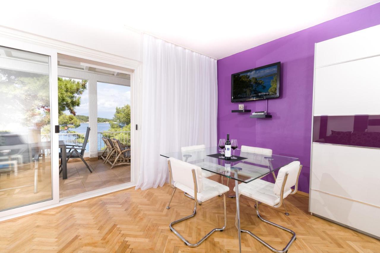 Apartments Dobronic เยลซา ภายนอก รูปภาพ